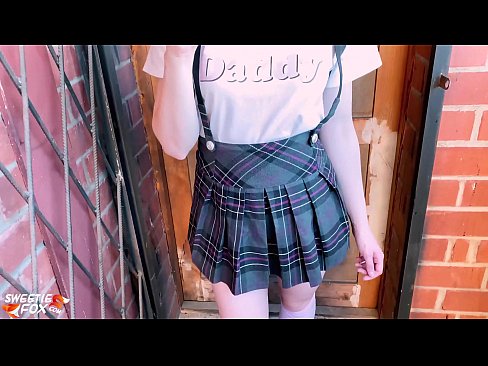❤️ Schoolgirl Sucks a dick gu domhainn agus fucks an àite clasaichean. ❤️  Pornografach  aig gd.tubsexercom.ru ❌❤